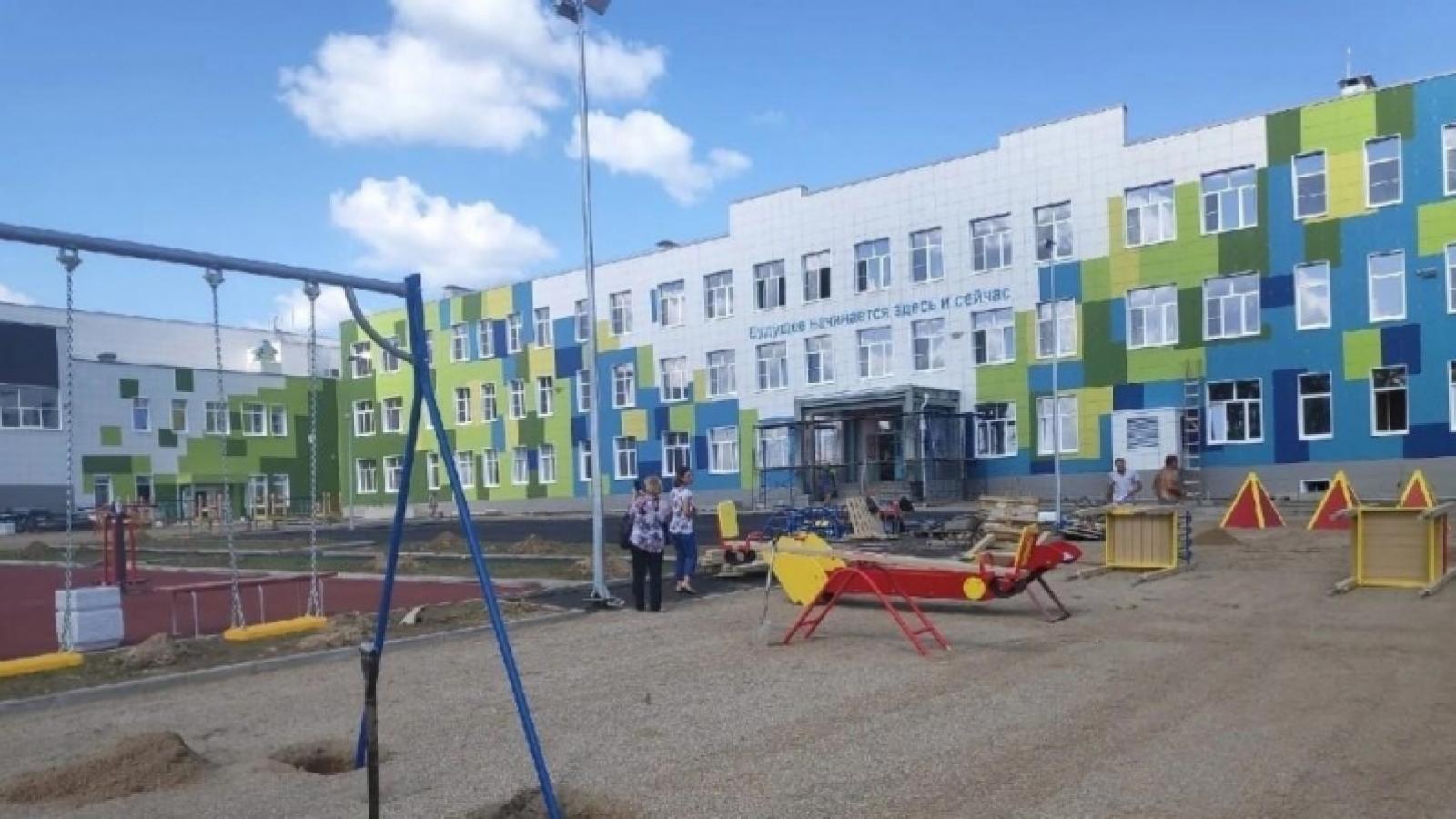 В Вологде достраивают новую школу