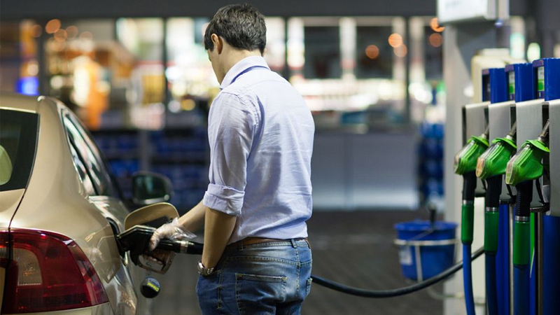 ФАС ожидает понижения розничных цен на бензин