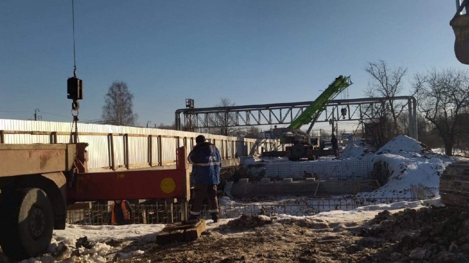 У Кувшиновского моста временно ограничат движение