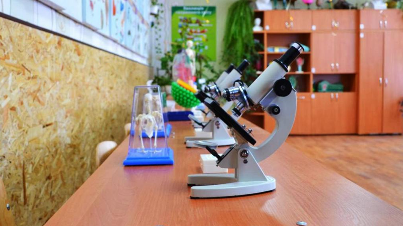 Четыре школы Вологды получат современное лабораторное оборудование