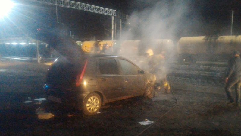 В Череповце загорелась машина