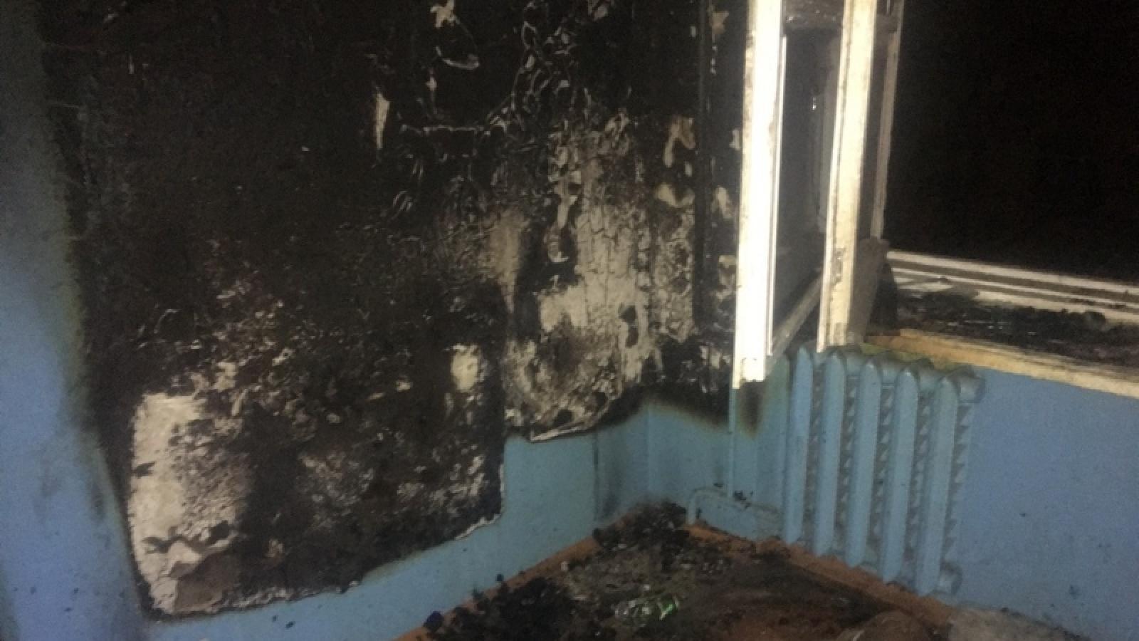 17 человек спасли из горящего общежития в Вологде