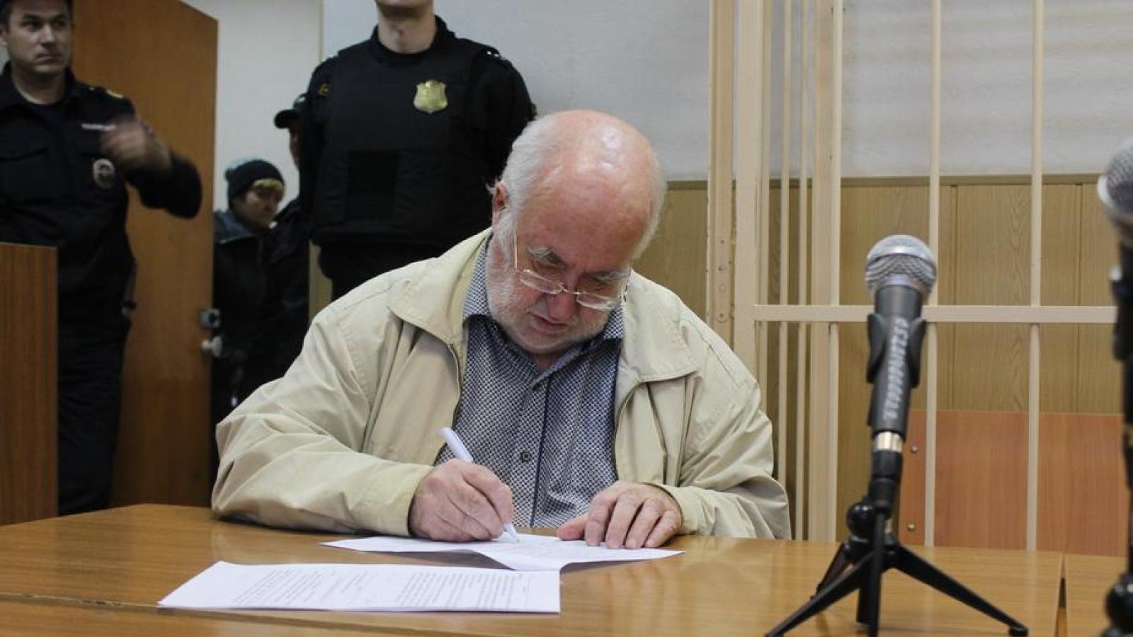 Пенсионер отсудил 300 тыс. руб у мошенников