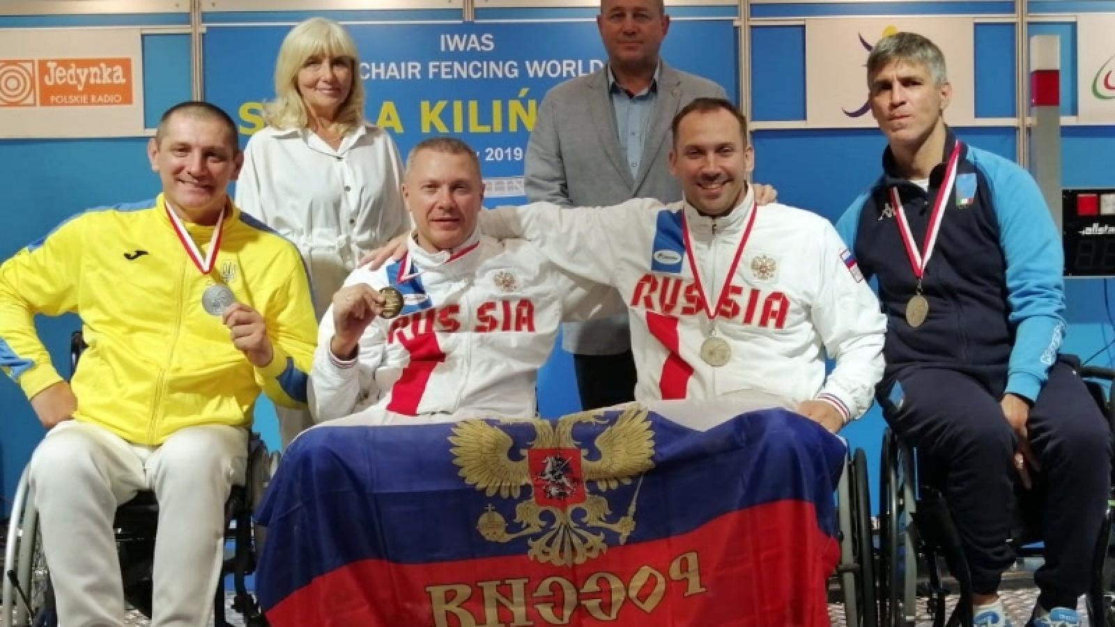 Фехтовальщики из Череповца привезли медали из Польши