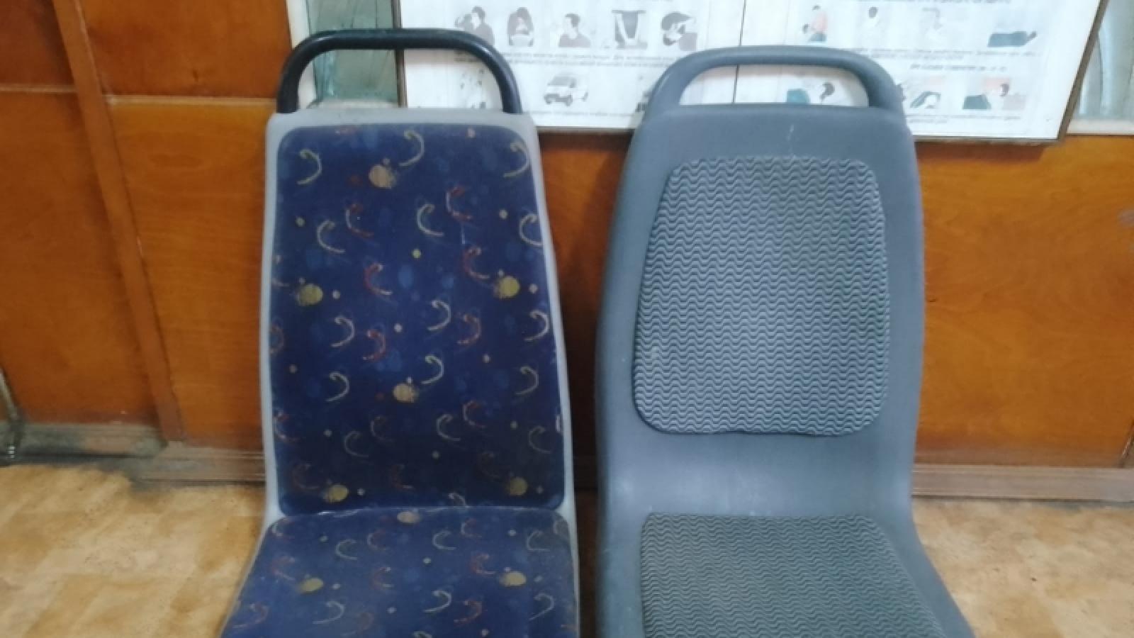 Вологжанам раздают сиденья от автобусов